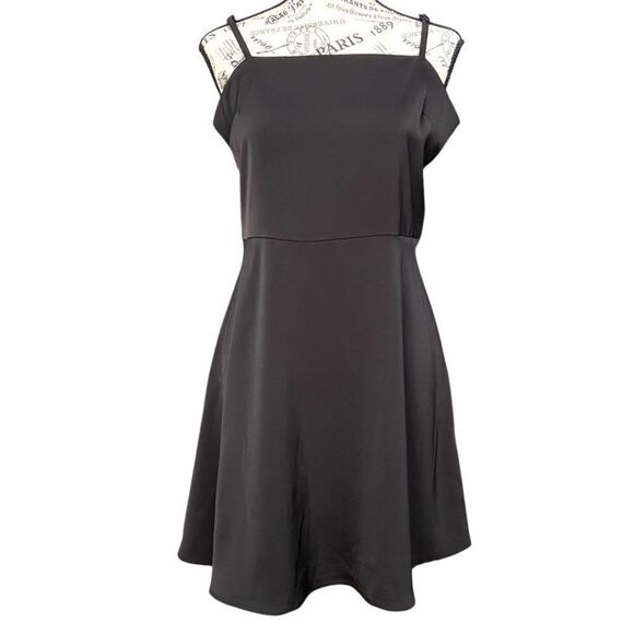 Studio 19 Classic Little Black Mini Dress in Size Medium - Picture 2 of 13